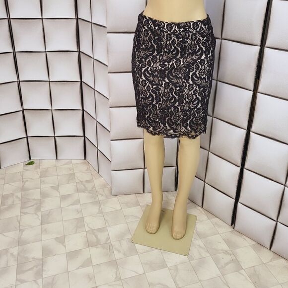 White House Black Market skirt - Picture 1 of 6